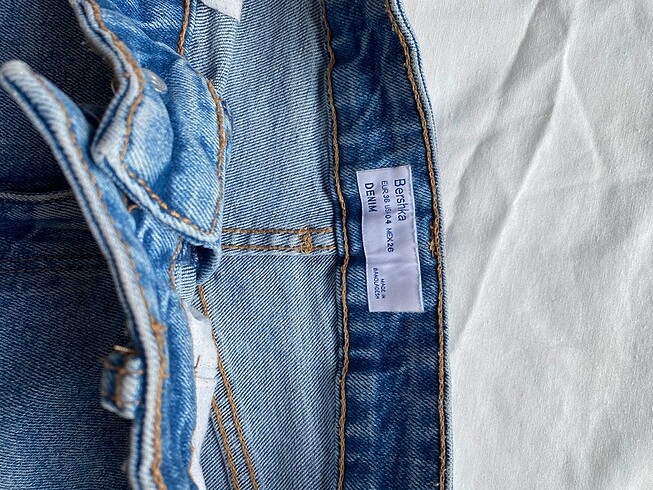 s Beden mavi Renk Bershka kot şort