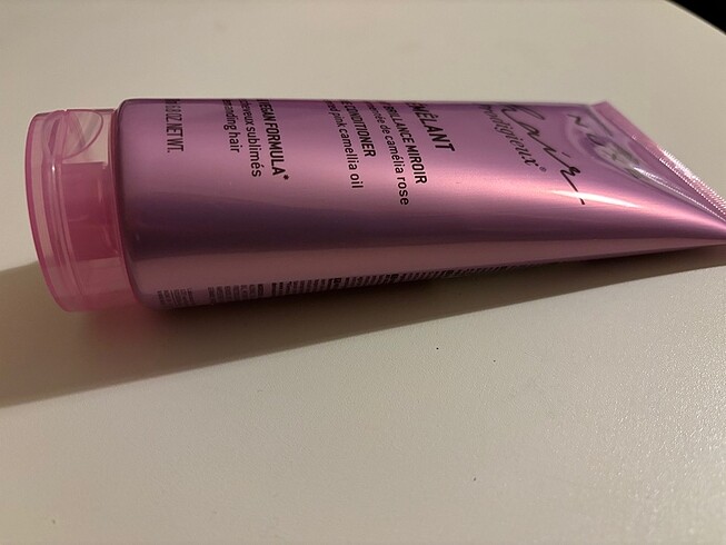 Beden Renk Nuxe Hair Prodigieux High Shine Conditioner 200 ml