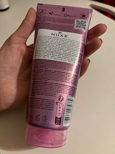 Beden Nuxe Hair Prodigieux High Shine Conditioner 200 ml