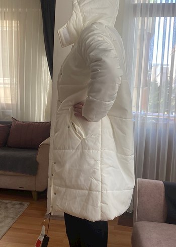 Beyaz Uzun Kışlık Mont Kapüşonlu - Görsel 6