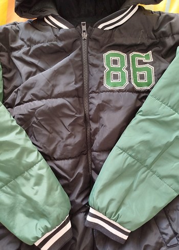 Erkek Çocuk Kapüşonlu Lacivert Mont 86 Detaylı - Görsel 3