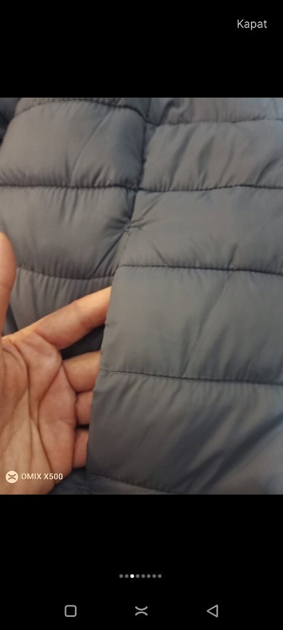 Siyah Kapüşonlu Şişme Mont — görsel 3/7