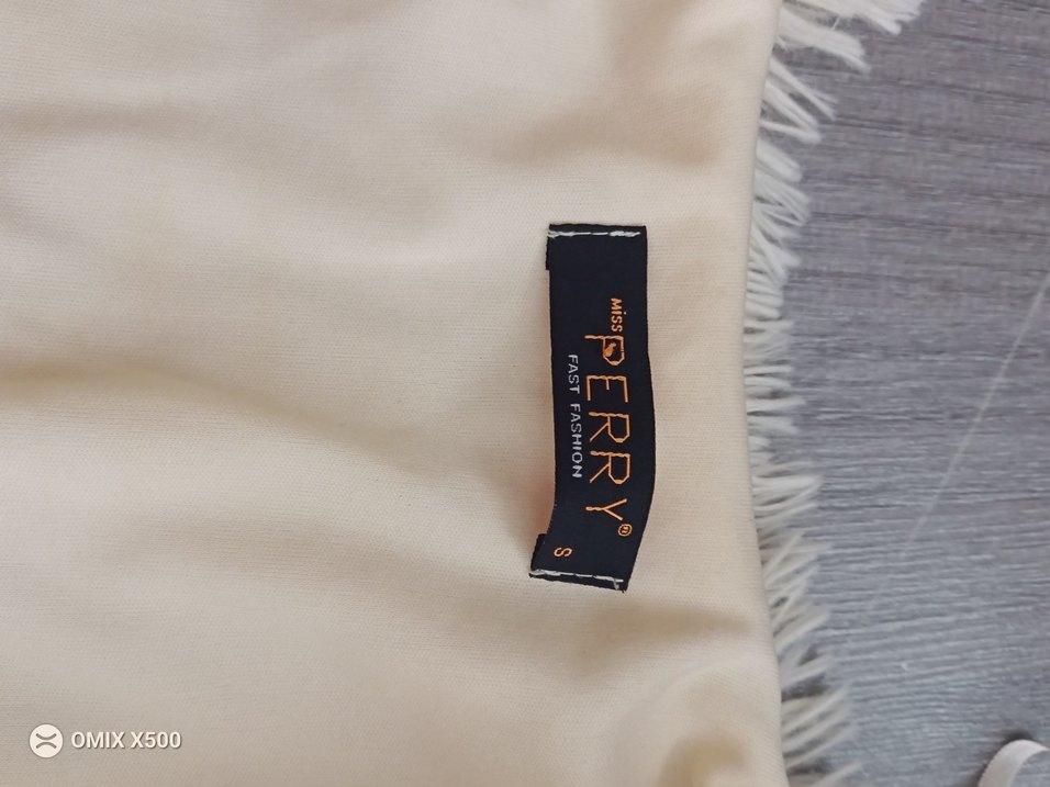 Ekru Şişkin Peluş Ceket — görsel 4/5