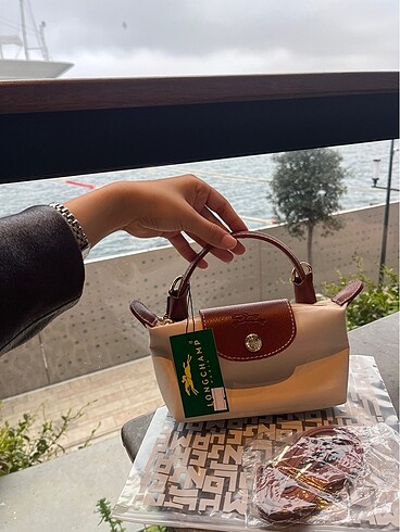 Longchamp