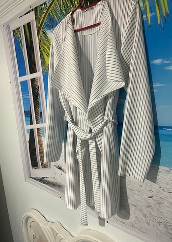 Çizgili Beyaz Uzun Ceket - Görsel 3