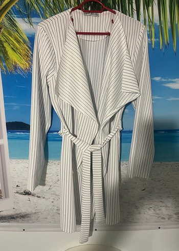 Çizgili Beyaz Uzun Ceket - Görsel 2