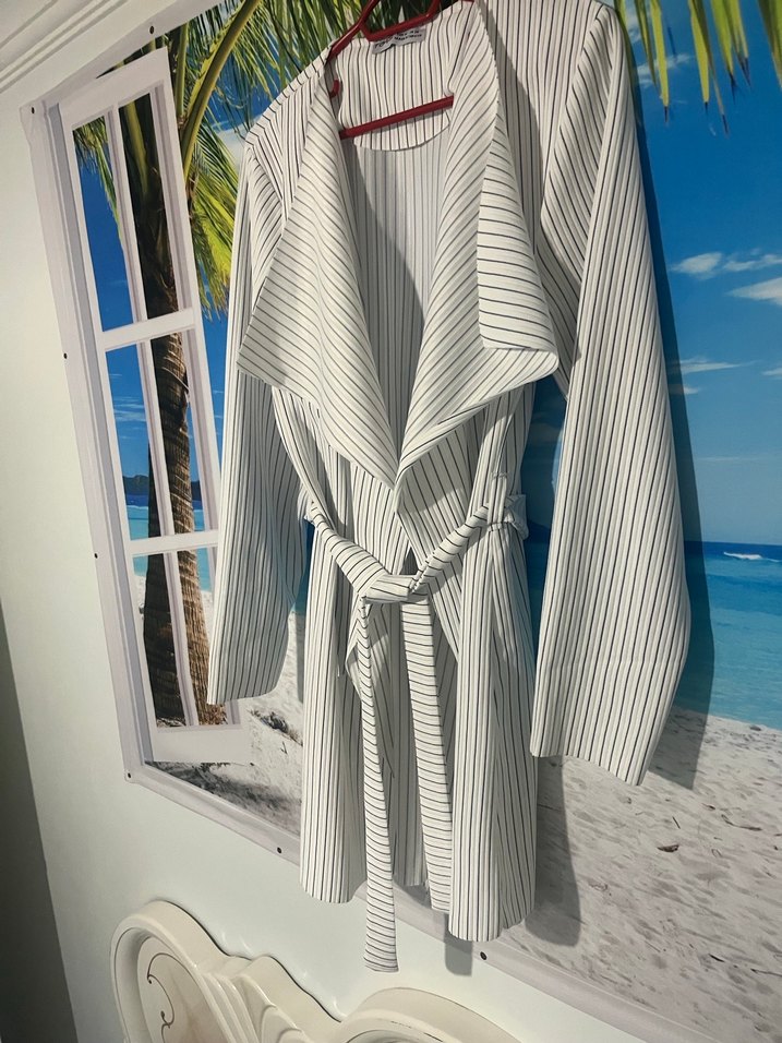 Çizgili Beyaz Uzun Ceket - Görsel 3