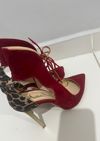 Klasik Kırmızı Süet Stiletto Topuklu Ayakkabı - Görsel 4