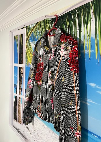 Çiçekli Desenli Kadın Mini Ceket - Görsel 5