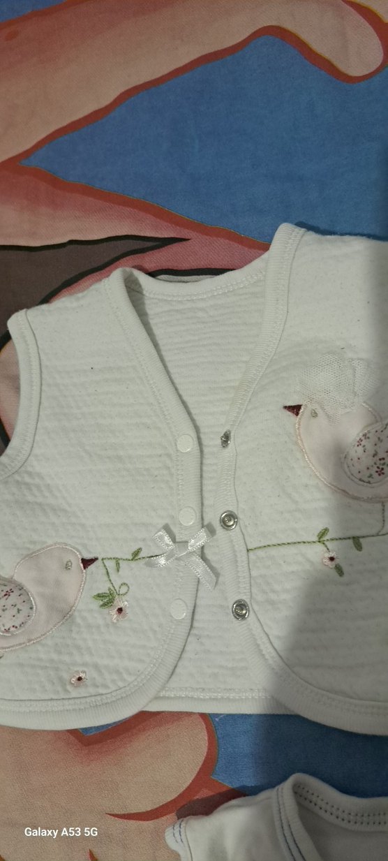 Beyaz Nakışlı Kız Çocuk Kolsuz Yelekler 3lu fiyat - Görsel 2