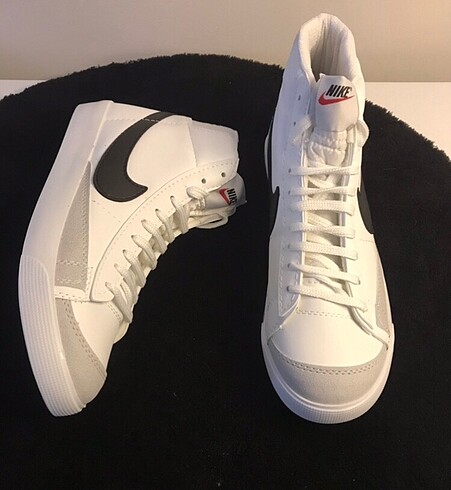Nike blazer