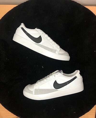 Nike Nike Blazer Low '77