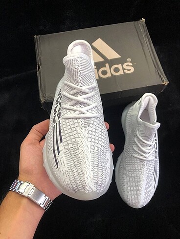 38 Beden Adidas Yeezy