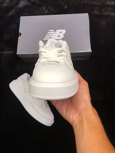 40 Beden beyaz Renk New Balance CT302