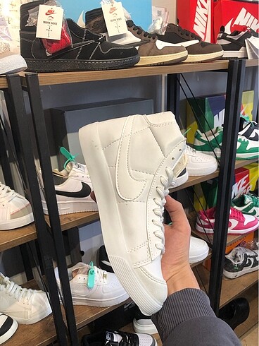 43 Beden beyaz Renk Nike Blazer