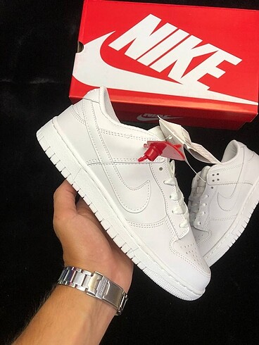41 Beden Nike Dunk Low Beyaz