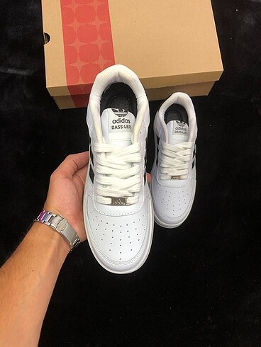 39 Beden Adidas Dass Ler Beyaz siyah