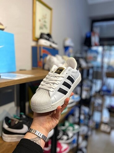40 Beden beyaz Renk Adidas Süperstar