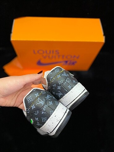 41 Beden siyah Renk Air Force 1 X Louis Vuitton