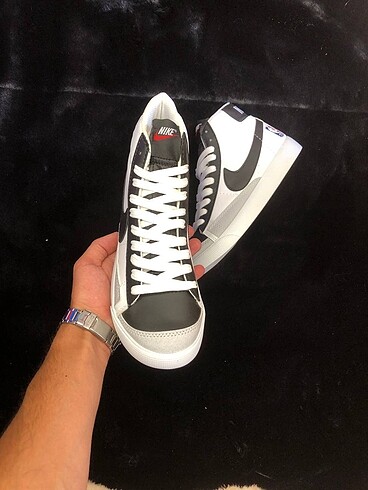 41 Beden beyaz Renk Nike Blazer Mid 77 NBA Beyaz Siyah