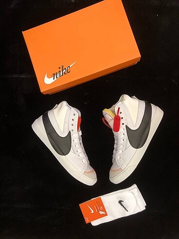42 Beden Nike Blazer Jumbo Mid 77