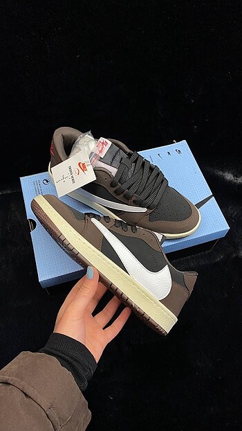 42 Beden Nike Jordan Travis Scott Low Mocha