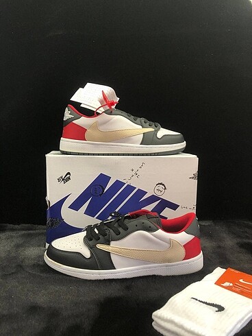 Nike Nike Jordan Travis Scott Low Red