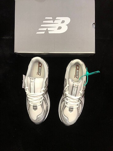 New Balance New Balance 1906R Beyaz Gri