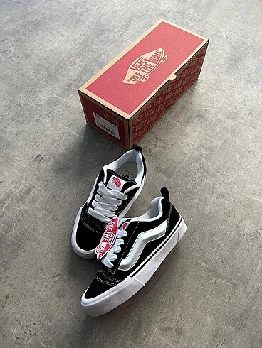 Vans Vans Knu Skool Klasik