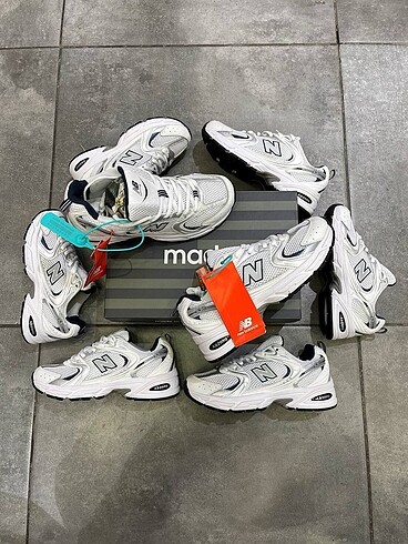 New Balance 530