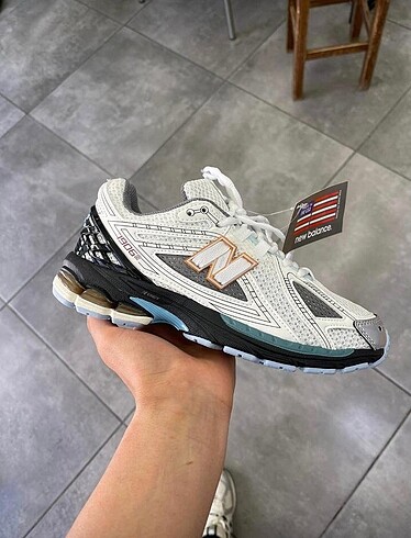 New Balance 1906R White Coper