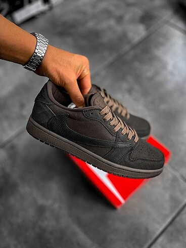Nike Air Jordan Travis Scott Low ?Velvet Brown?