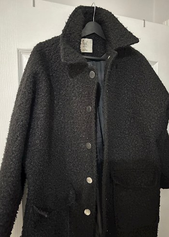 Siyah Uzun Kürklü Kadın Palto - Görsel 3