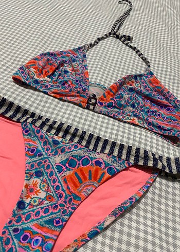 Diğer Çok Renkli Bohem Desenli Bikini Takımı