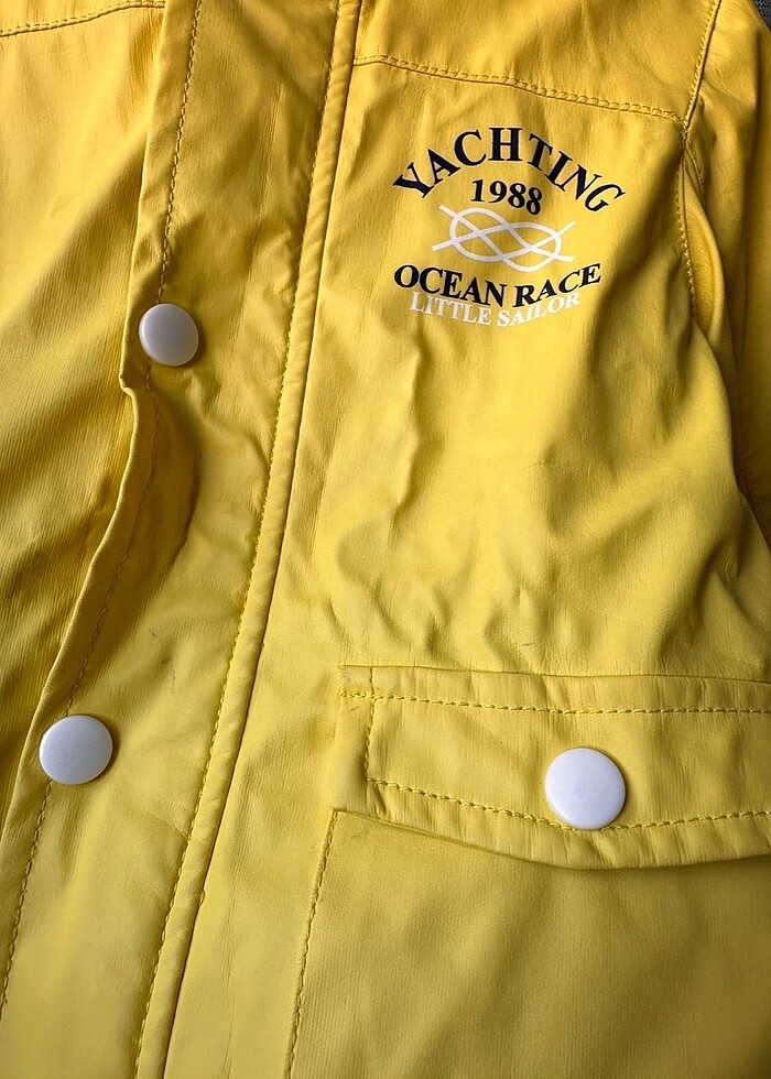 Sarı yağmurluk - Görsel 2