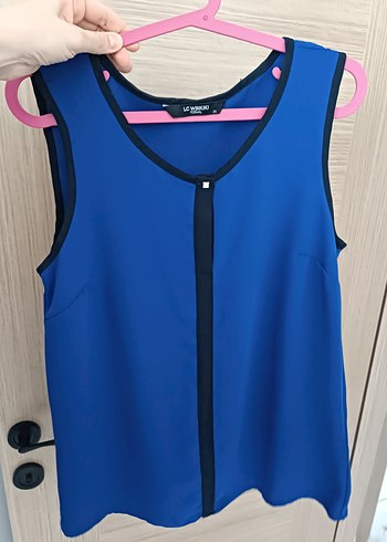 LC Waikiki Lacivert V Yaka Bluz
