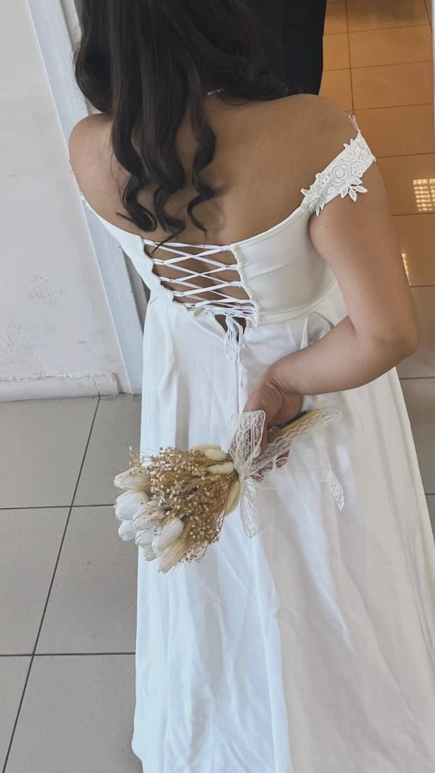 Nikah elbisesi nikahımda sadece giydim - Görsel 3