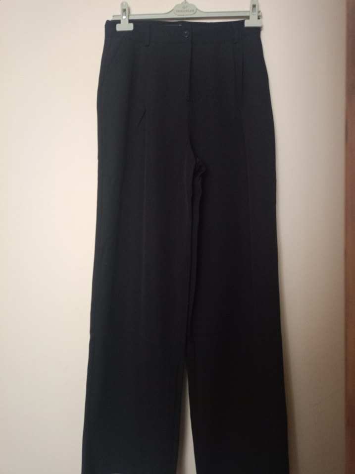 Kadın Siyah Uzun Kumaş Pantolon - Görsel 3