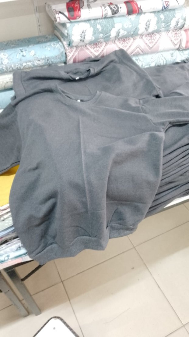 Gri Kadın Basic Bisiklet Yaka Sweatshirt - Görsel 3