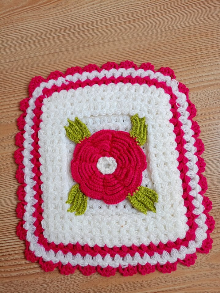 Bordo Çiçek Desenli Örgü Banyo Süngeri - Görsel 5