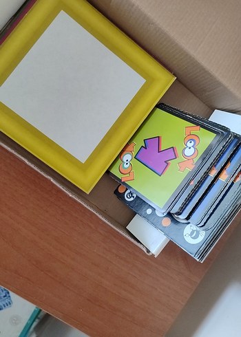 Look Look Çok Renkli Kutulu Masa Oyunu - Görsel 2