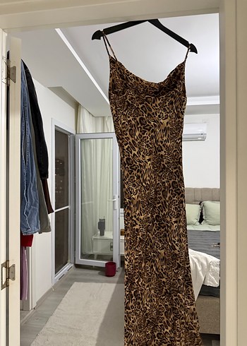 l Beden Leopar midi saten elbise