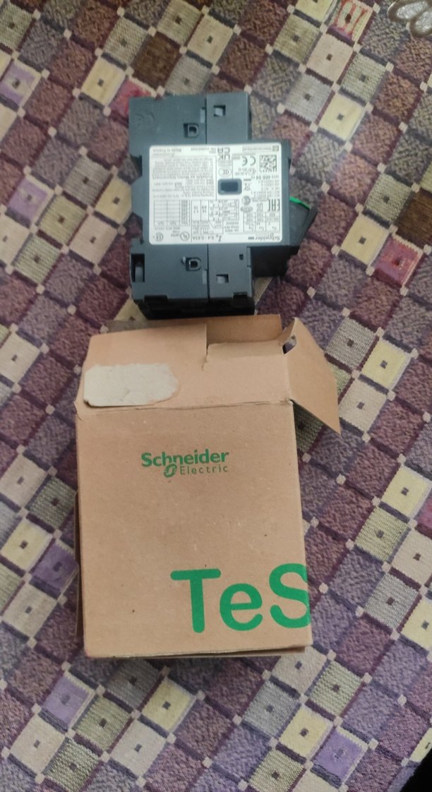 Schneider Elektrik Gri Motor Koruma Anahtarı - Görsel 3