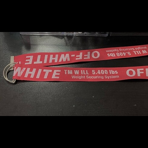 Kırmızı yazılı kemer - Görsel 4