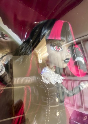 Beden monster high reel drama draculaura