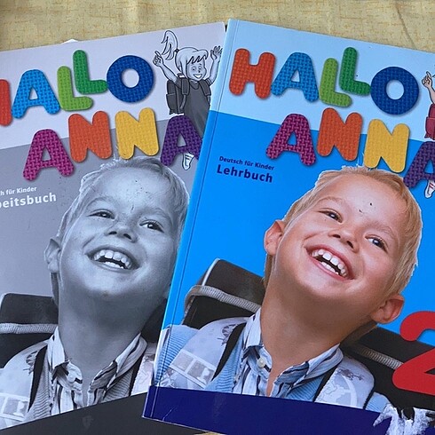 Hallo Anna Lehrbuch&Arbeitsbuch