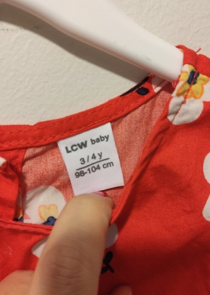 Kırmızı papatya desenli elbise - Görsel 4