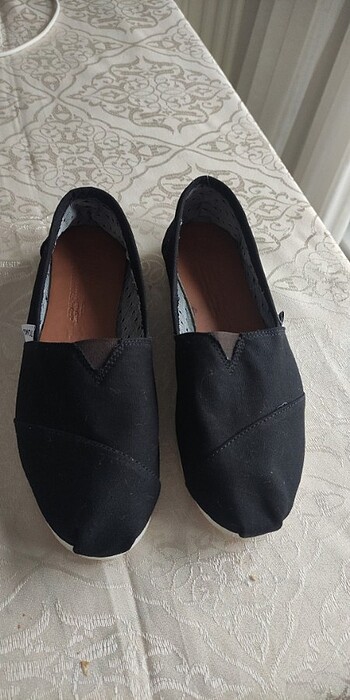 Toms siyah ayakkabı 