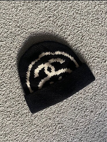 Stüssy bere
