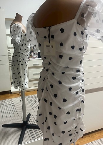 Beyaz Puantiyeli Mini Straplez Elbise - Görsel 6